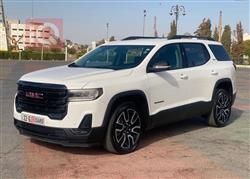 جي ام سي اكاديا